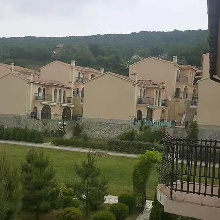 Appartamento In Romana Villas *